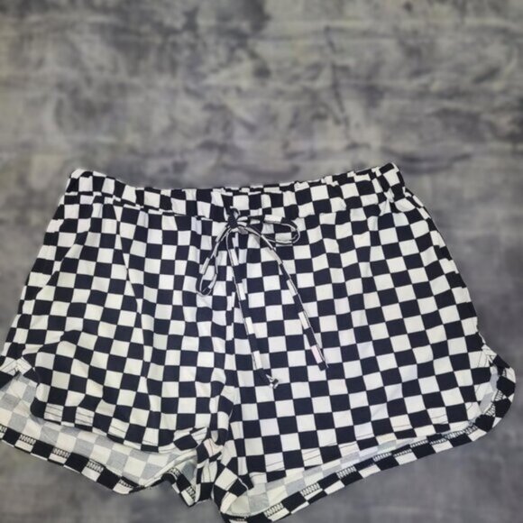 SHEIN Pants - Women's Checkered Workout Shorts Size Extra Large